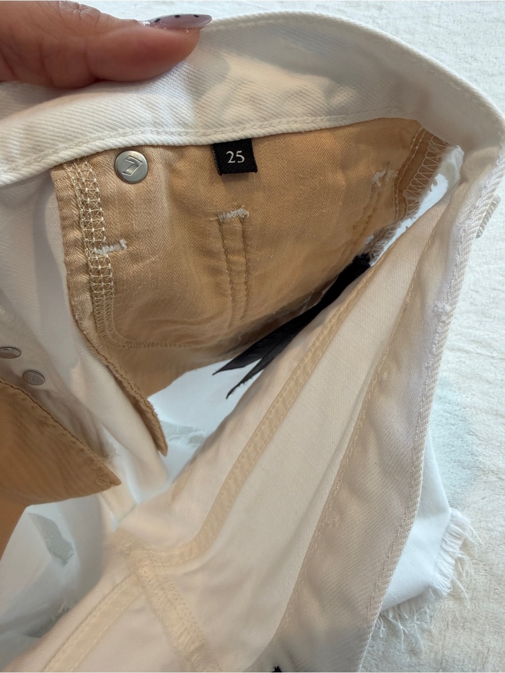 7 for All Mankind Shorts - Picture 6 of 6